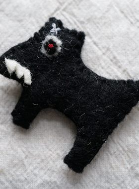 大约62mm宽一个价格德国JIM羊毛毡黑色的狼造型装饰布贴无粘性