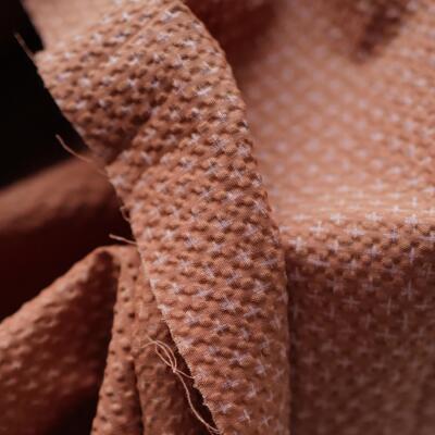 115cm宽粉色十字纹泡泡纱棉布