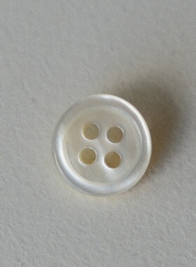 8mm一颗价英国Textile Garden奶油白色MOP珍珠母贝凸边纽扣
