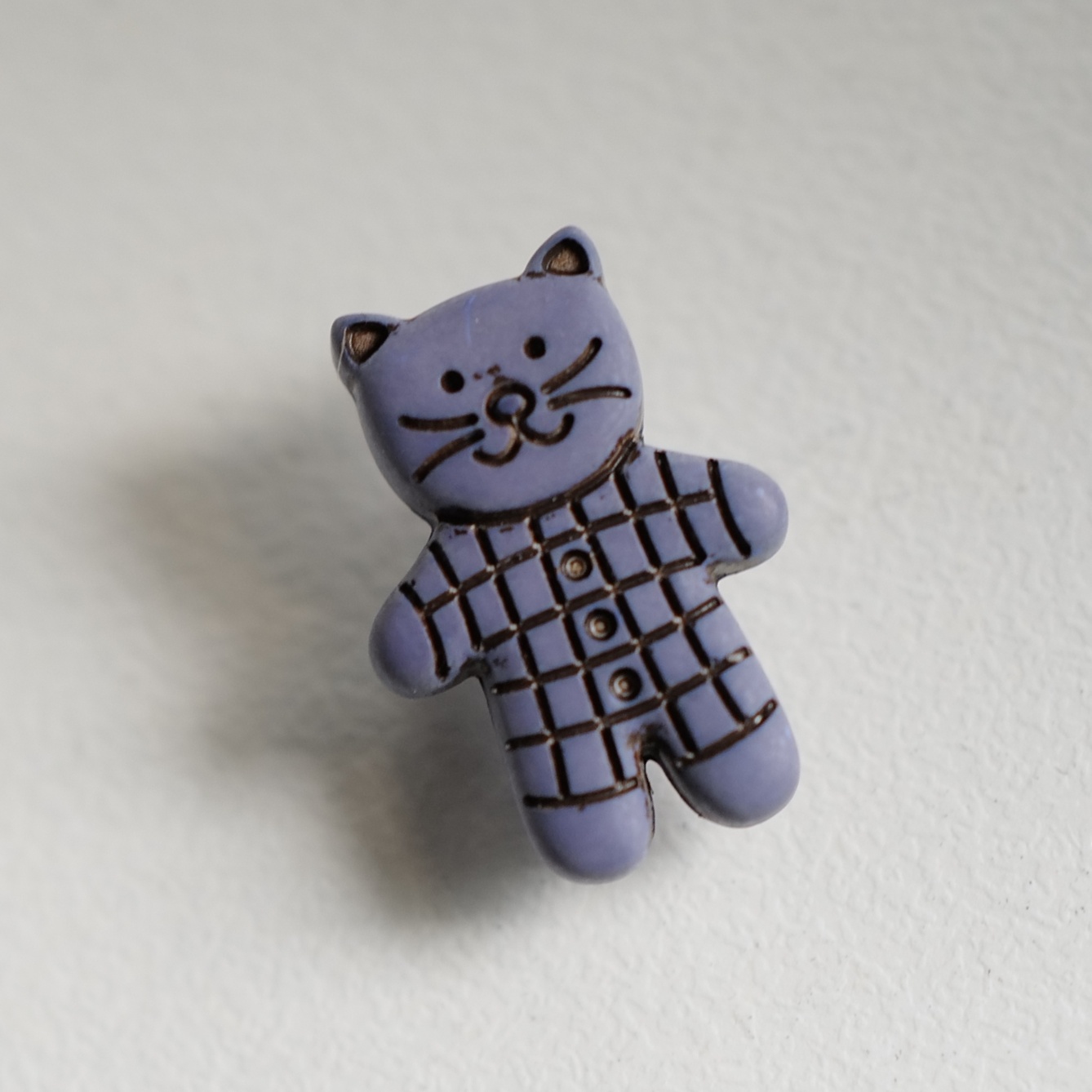 紫蓝色兵马俑造型猫纽扣