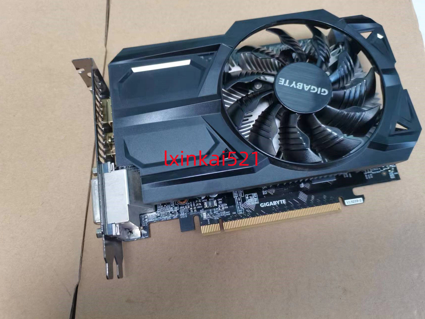 技嘉GTX950 2G D5台式机电脑 LOL 吃鸡游戏 逆水寒拆机显卡