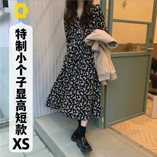 小个子法式复古黑色碎花v领连衣裙长袖收腰中长裙xs码春