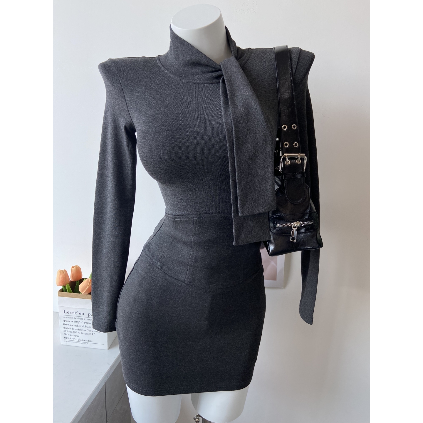 金秘书飘带修身长袖上衣+性感高腰美垮半身裙包臀腰臀比套装女秋