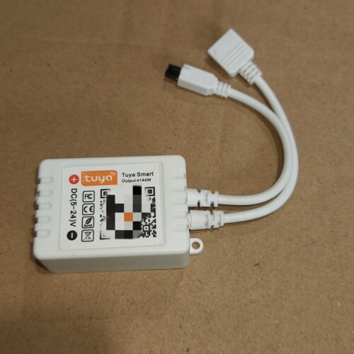 tuya涂鸦灯带控制器  Rgb4线彩灯   无遥控器