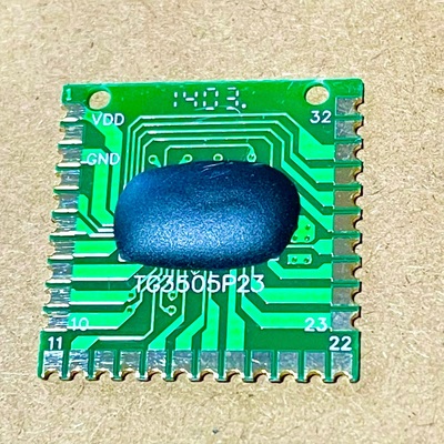 一元三片 镀金迷你线路板 参数不详 2.2*2.3cm