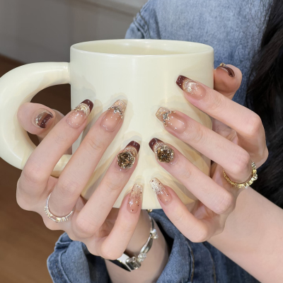 高级轻奢手工穿戴甲咖色钻球美甲