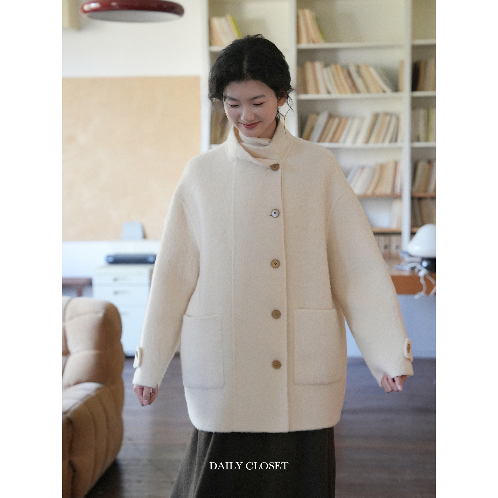 白色羊毛羊驼长毛双面呢手工大衣