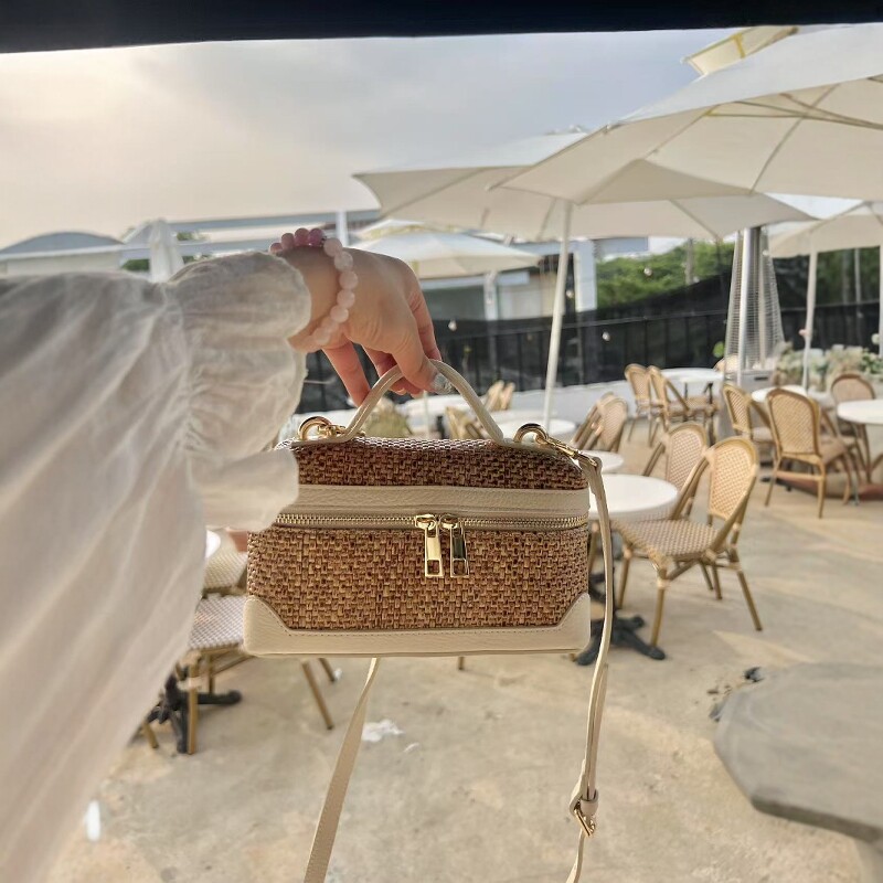 韩国设计师品牌 意大利进口 饭水桶包