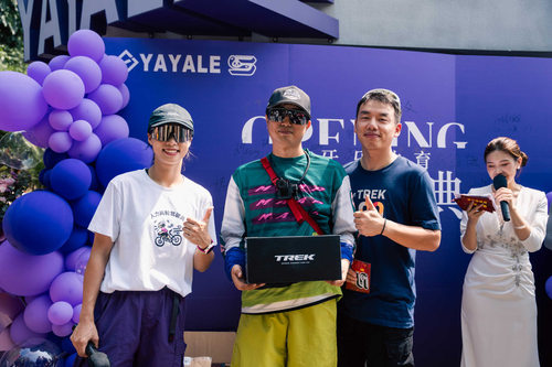 YAYALE男女款短袖T恤夏季新款速干透气文化衫骑行休闲服李思签名