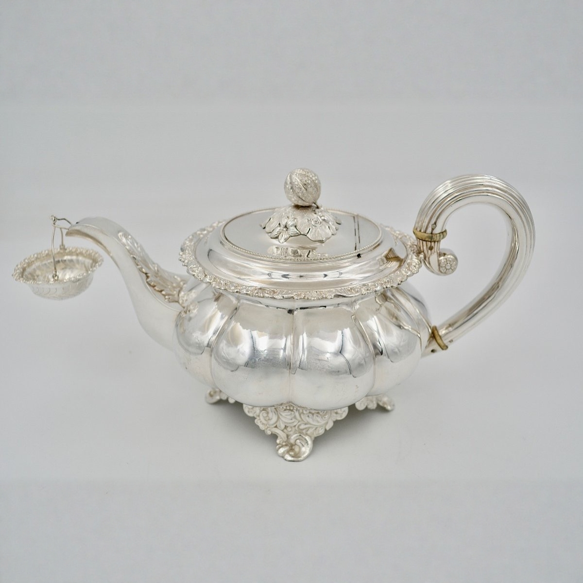 1830年代法国大金匠古董纯银茶壶