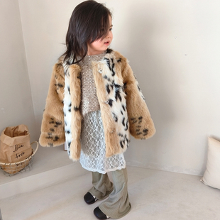 2025冬季女童山猫新款豹纹皮草外套仿狐狸短款儿童毛毛外套加厚暖