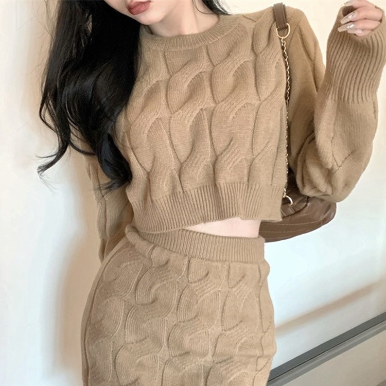 冬裙套装两件套气质显瘦赫本风法式复古针织毛衣打底配大衣连衣裙