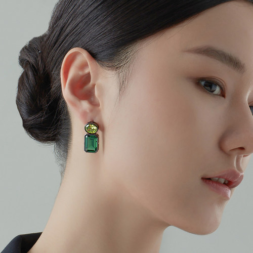 朗睦立方氧化锆原创设计女耳钉