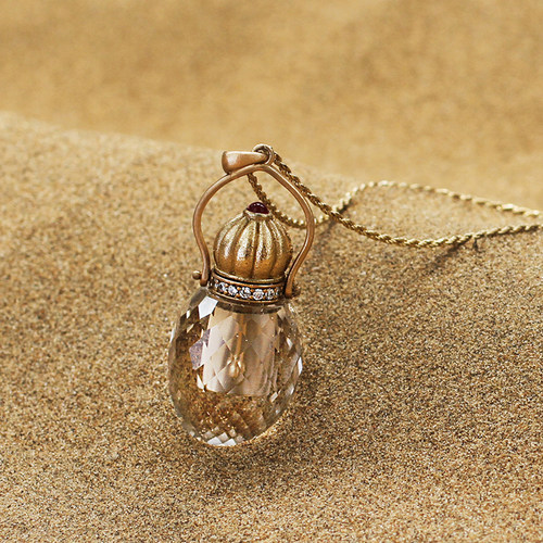 原创天然白水晶香水瓶吊坠可打开