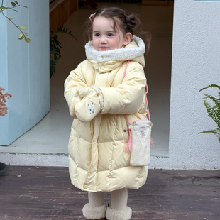 奶油baby女童羽绒服2025新款冬装女宝宝韩版可爱连帽中长款外套