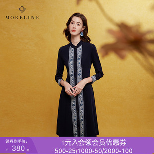 沐兰新中式民族风连衣裙冬新款小立领修身长袖A字裙中长款