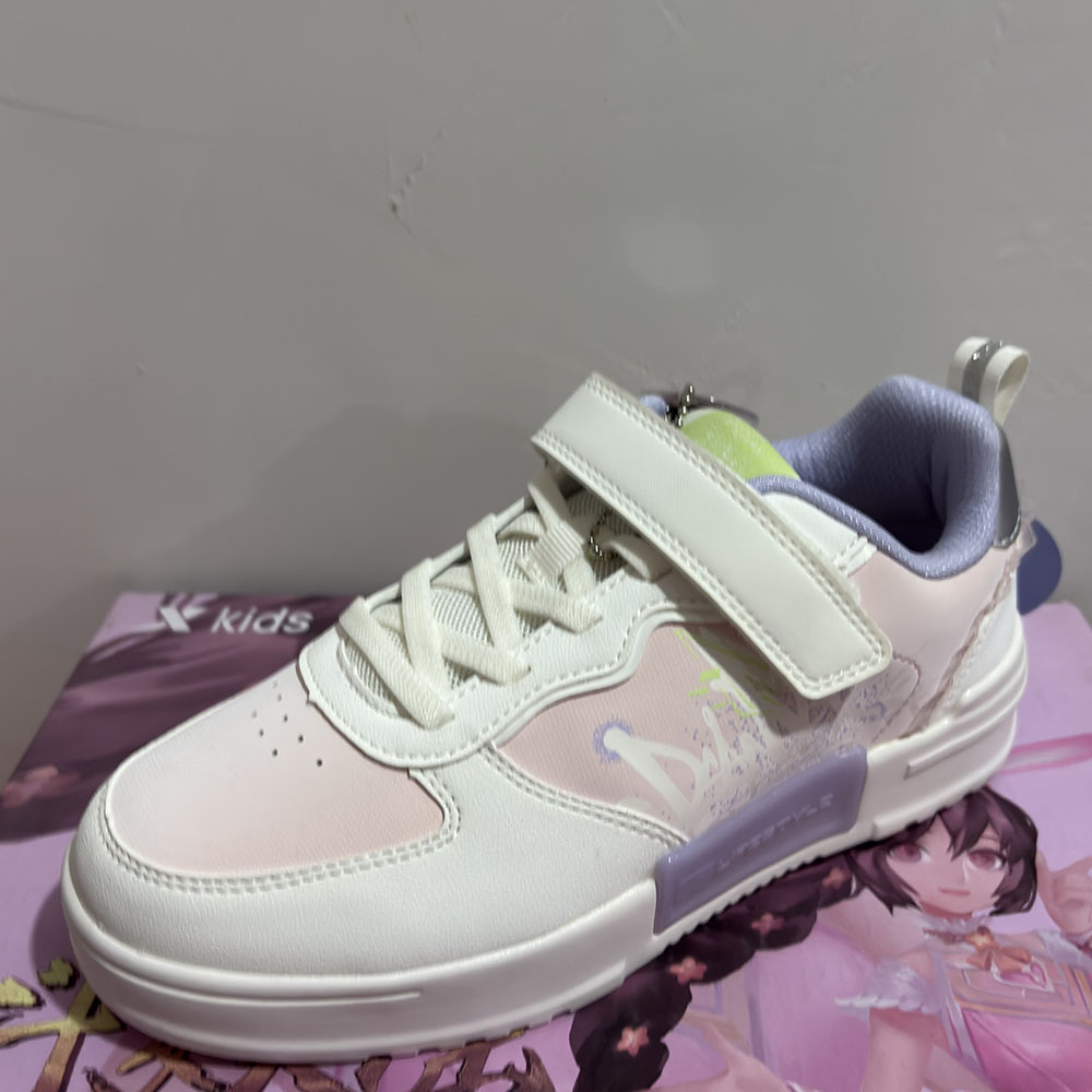 特步正品秋斗罗士女童运动滑板鞋