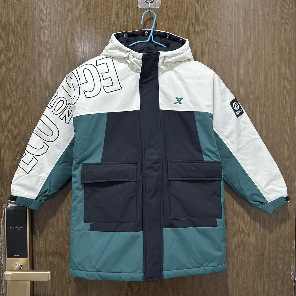 特步儿童儿童羽绒服冬保暧航天系