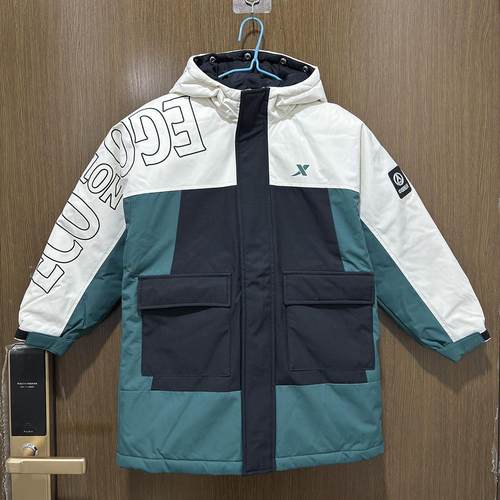 特步儿童儿童羽绒服冬保暧航天系