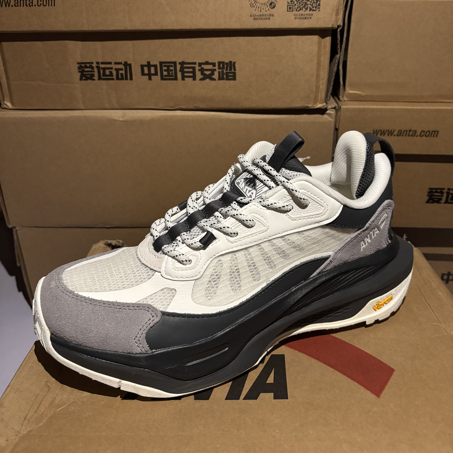 安踏正品山越pro丨Vibram户外鞋