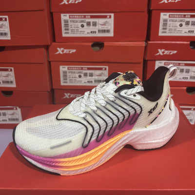 特步春夏网面轻便训练女运动跑鞋