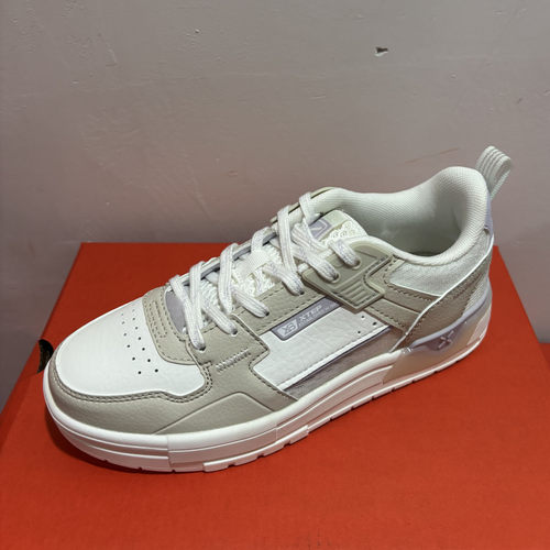 特步正品夏轻便清新女运动滑板鞋