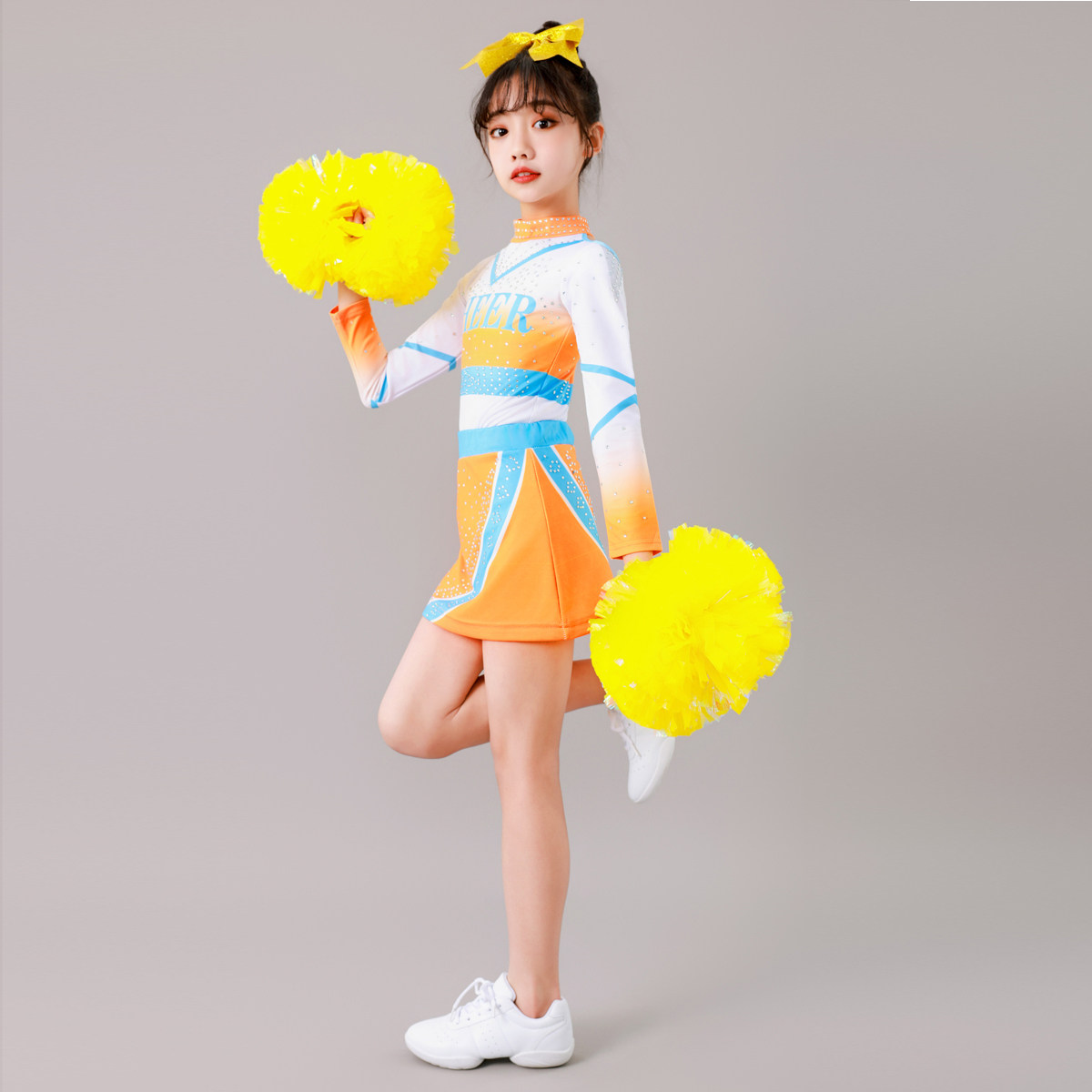 新款大众健美比赛服花球啦啦队服