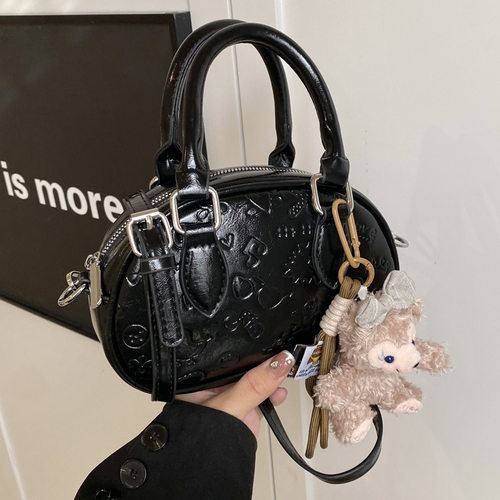 超火小包包女 秋冬百搭2025新复古单肩斜挎包简约女式手提小方包N