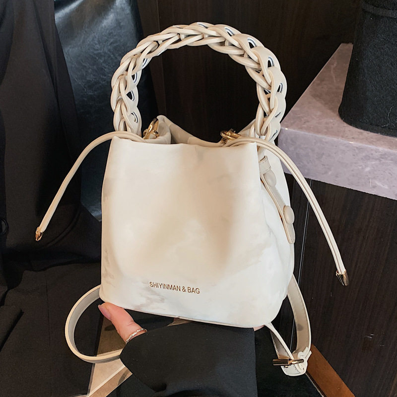 小众设计包包女 2025新款夏天超火斜挎包今年流行爆款韩版水桶包N,箱包皮具/热销女包/男包,单肩包,淘宝优惠券,粉丝福利购,淘宝优惠卷