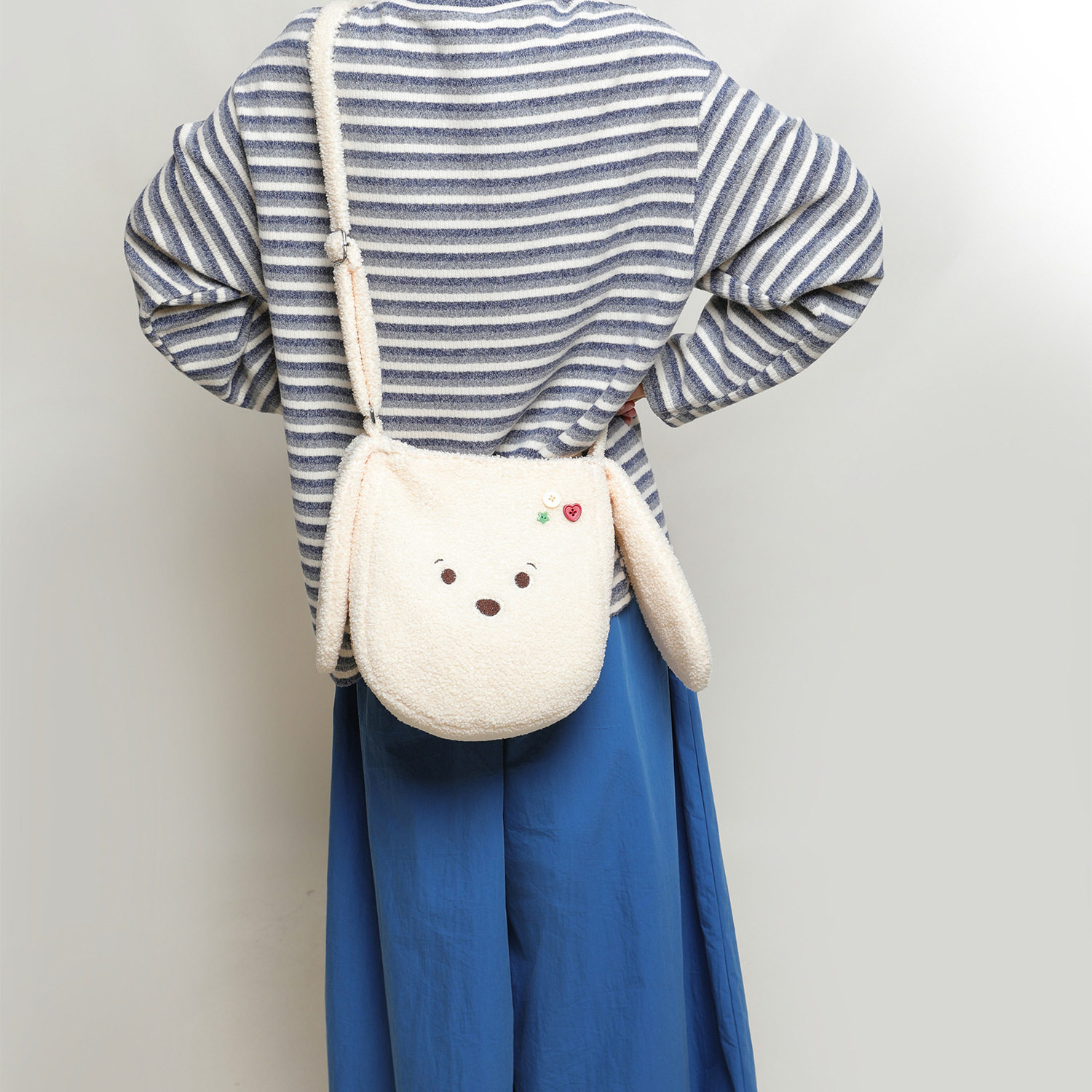 秋冬包包女2025冬季新款白色羊羔毛绒包 韩版通勤托特毛毛斜挎包C,箱包皮具/热销女包/男包,单肩包,淘宝优惠券,粉丝福利购,淘宝优惠卷