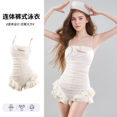 新款连体泳衣女杏色网红纯欲风聚拢修身显瘦高级感保守度假泳装