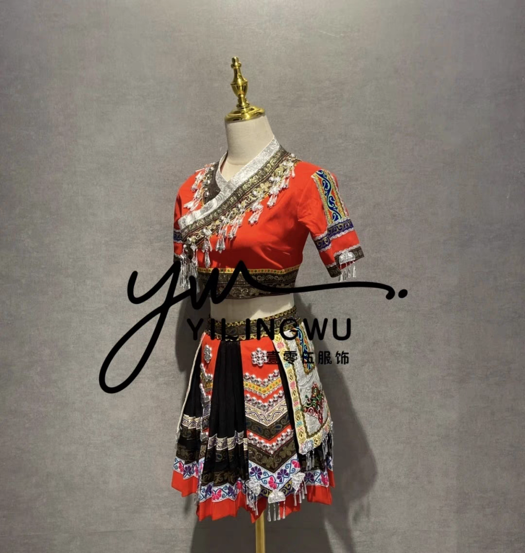 新款苗族舞蹈演出服少数民族独舞艺考服装女三月三土家族舞台服饰