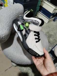 断码清货男女同款童鞋休闲鞋舒适百搭鞋运动鞋棉鞋8803米色