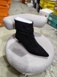 冰芙尼2025秋款新款女鞋时装靴舒适百搭女鞋时装靴Y 668-1020黑