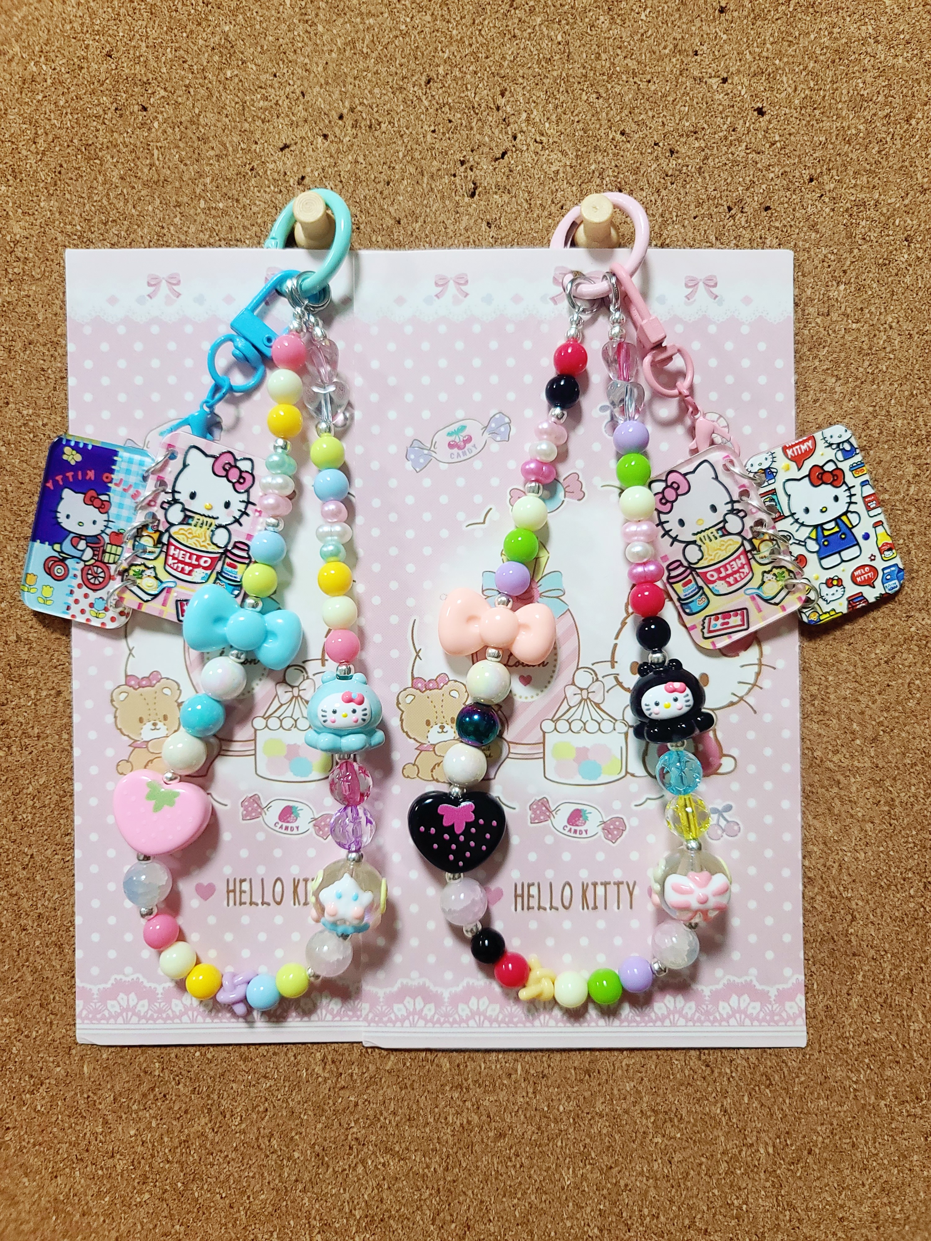 原创DIY-hellokitty手机链挂件手机挂绳KT猫书本挂牌章鱼烧萌粒