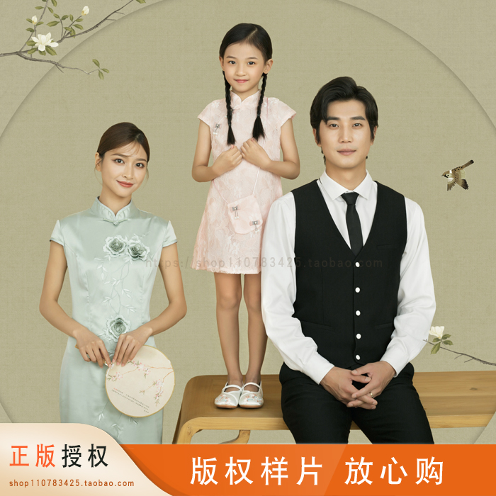 影楼摄影婚纱全家福新样片2024版权放大亲子儿童古装psd模板样册