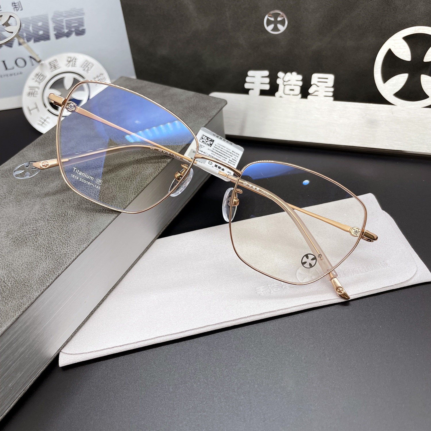 CHKELUOXIN款手造星纯钛复古大框