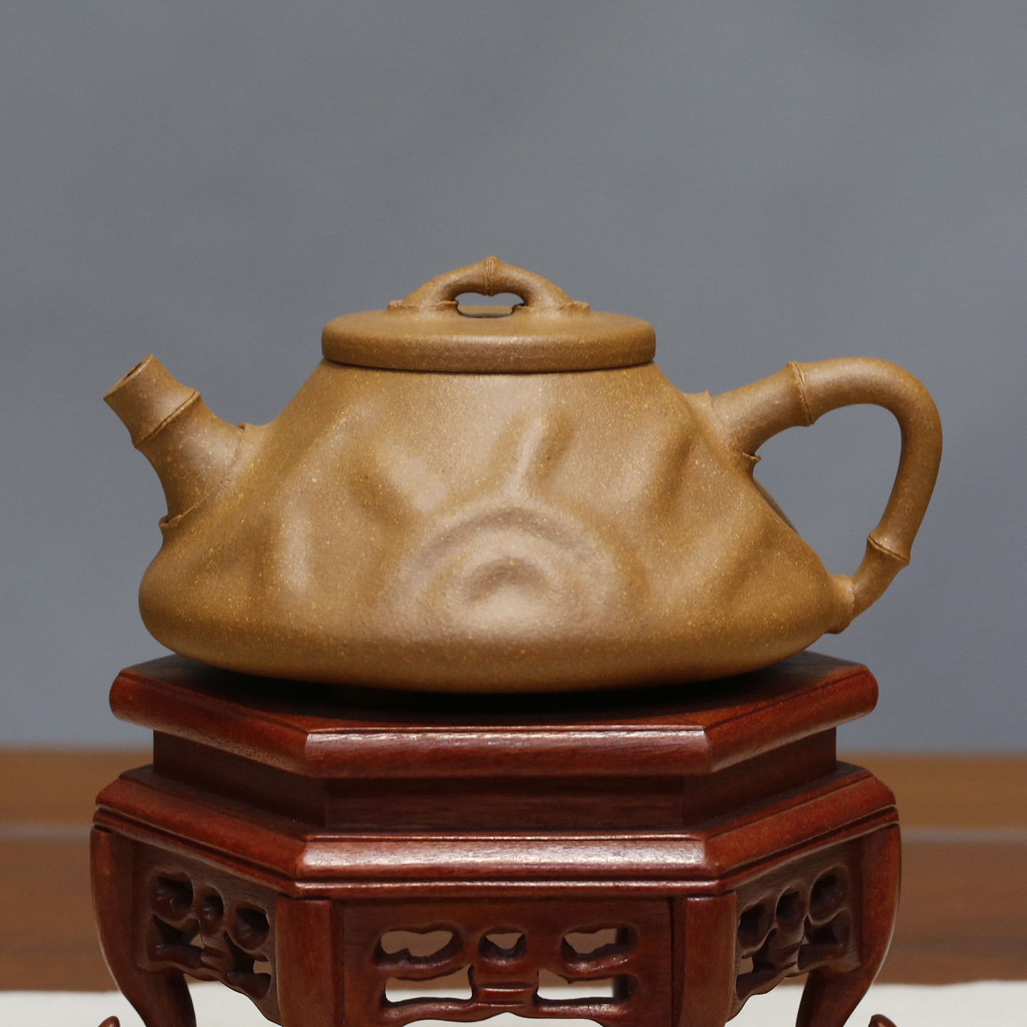 国工范育君供春石瓢宜兴老紫砂壶