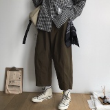 深咖啡色