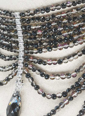 海盗爷秀场款长流苏水晶吊坠多层编织长项链复古多色施华洛吊坠款