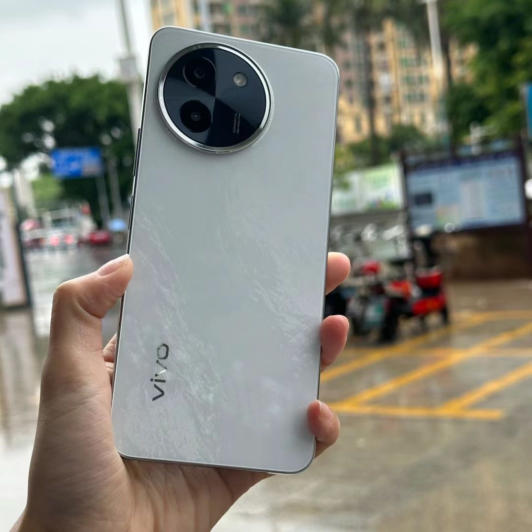 vivo Y200i 新品5G智能拍照手机大内存大电池长续航 学
