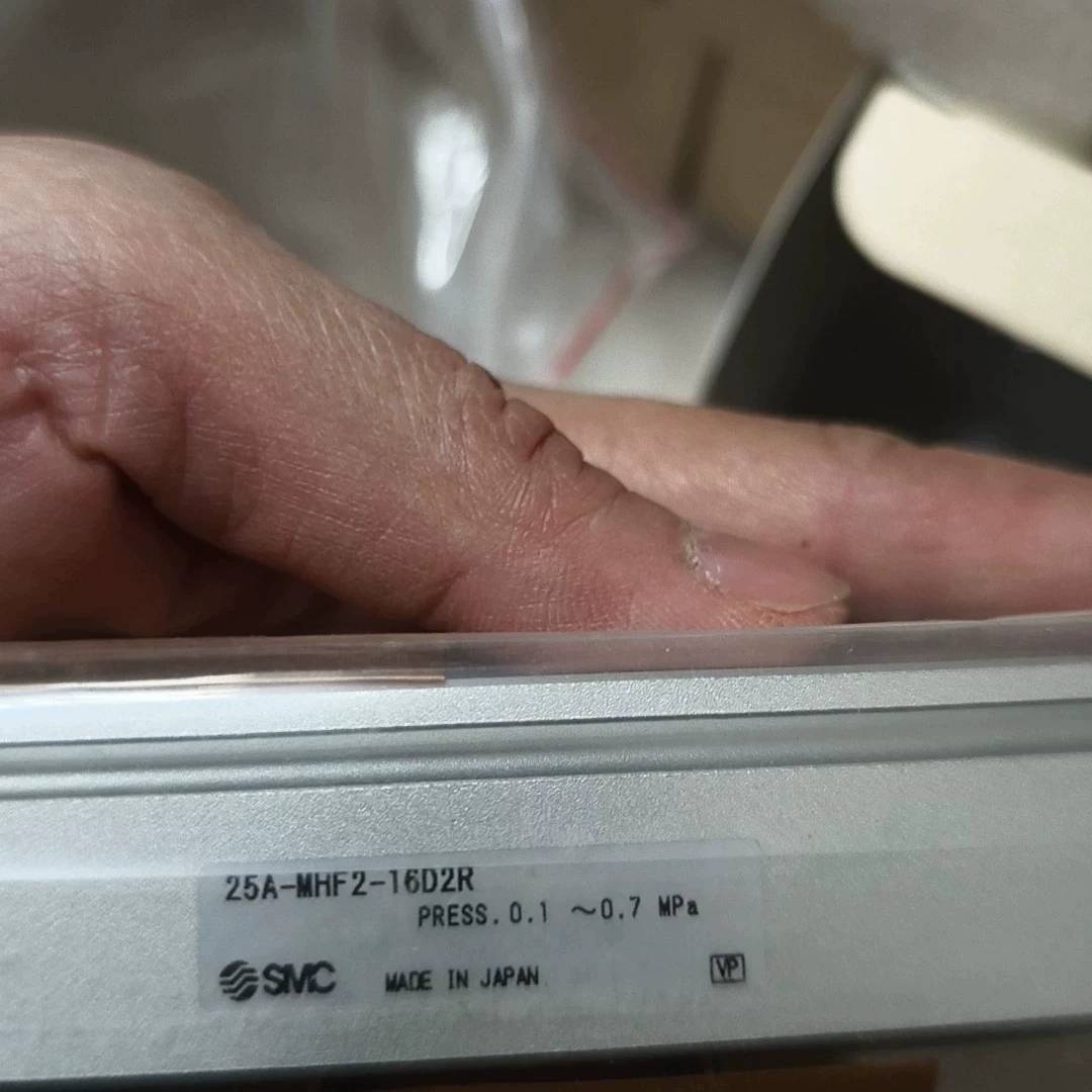 25A-MHF2-16D2R-M9BL，3个议价 维修！！！