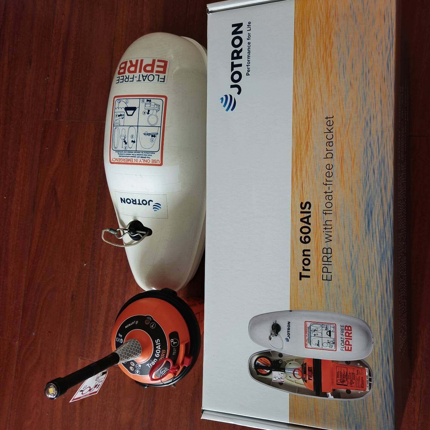 JOTRON EPIRB TRON60AIS 9成新，电议价 维修！！！