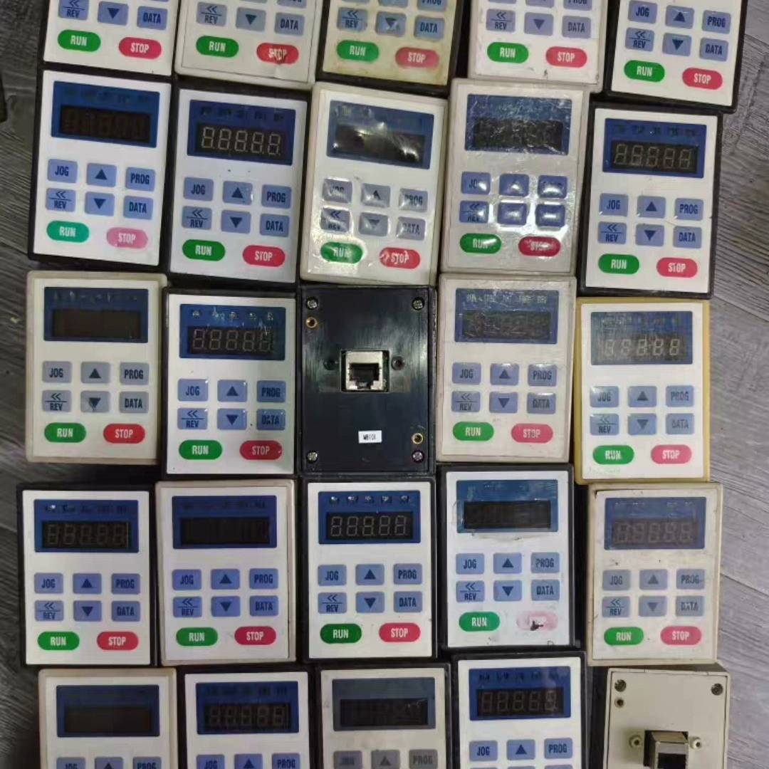 变频器面板     MB101 /MB101W议价 维修!!!