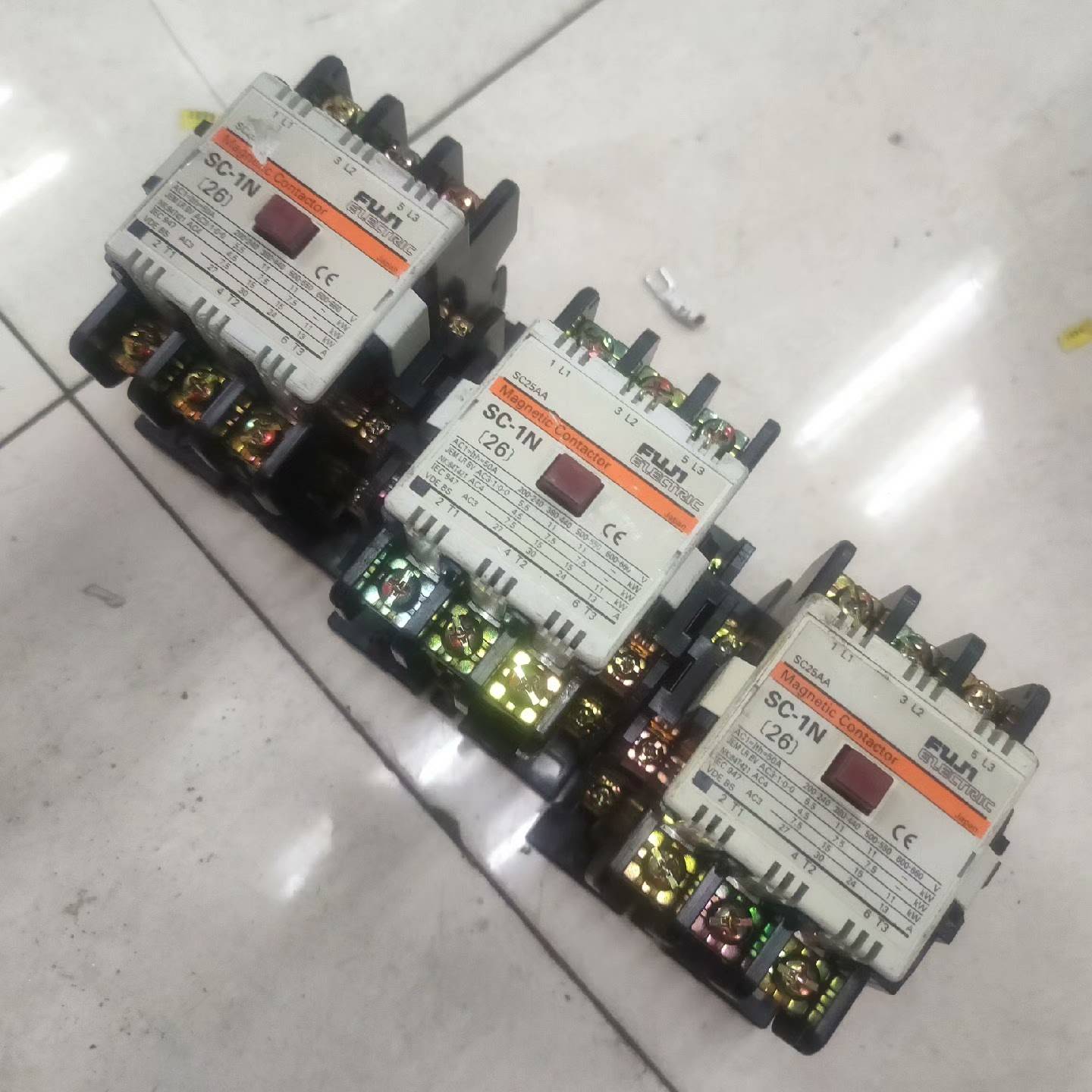 SC-1N (26)线圈电压110V,电流5议价 维修!!!