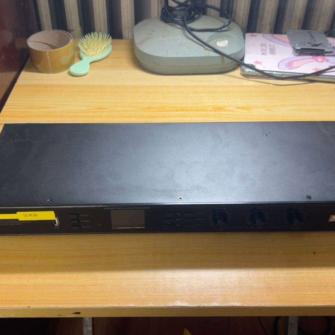 惠威Swans DSP-8S 效果器 9新一议价 维修！！！