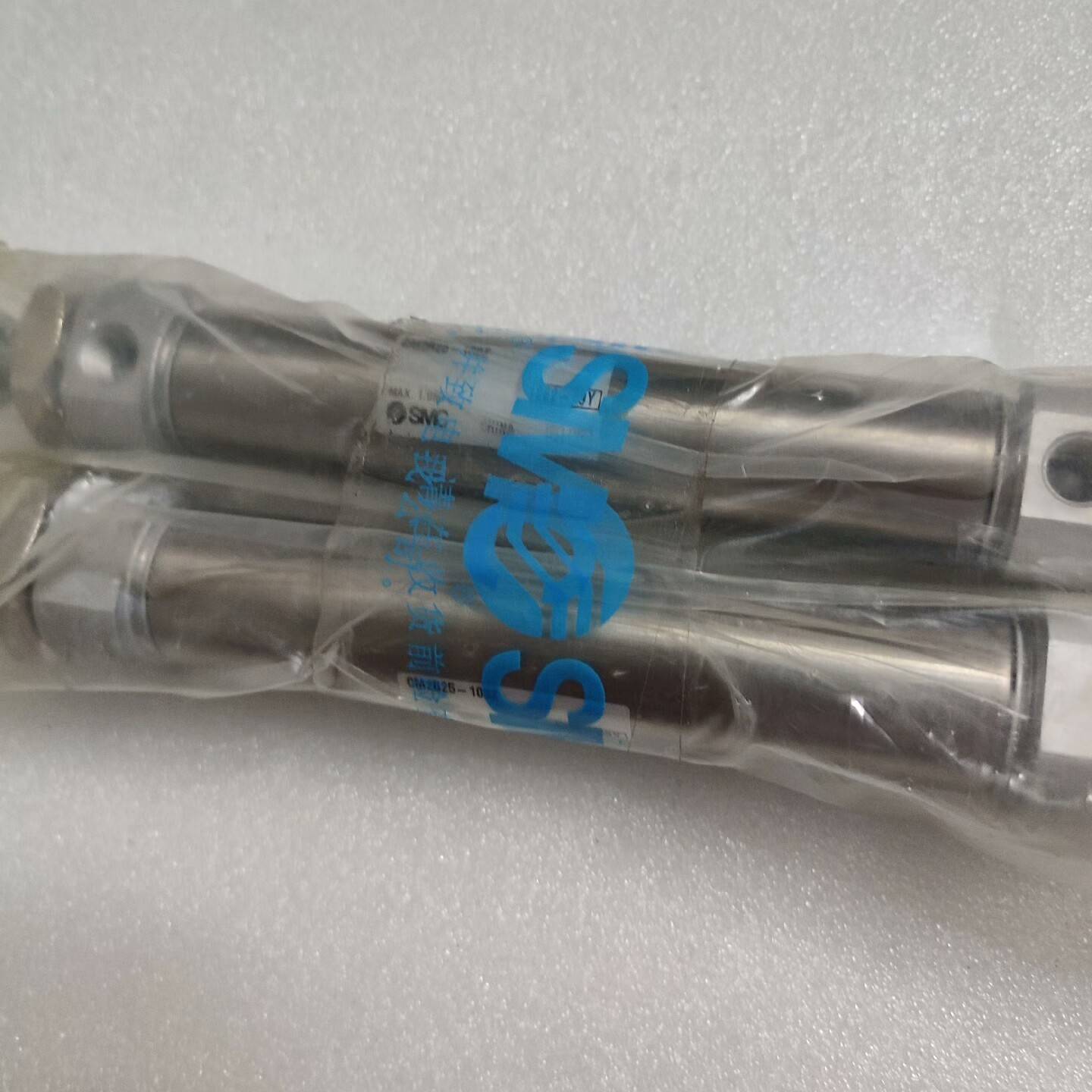 SMC气缸CM2B25-100Z议价 维修！！！