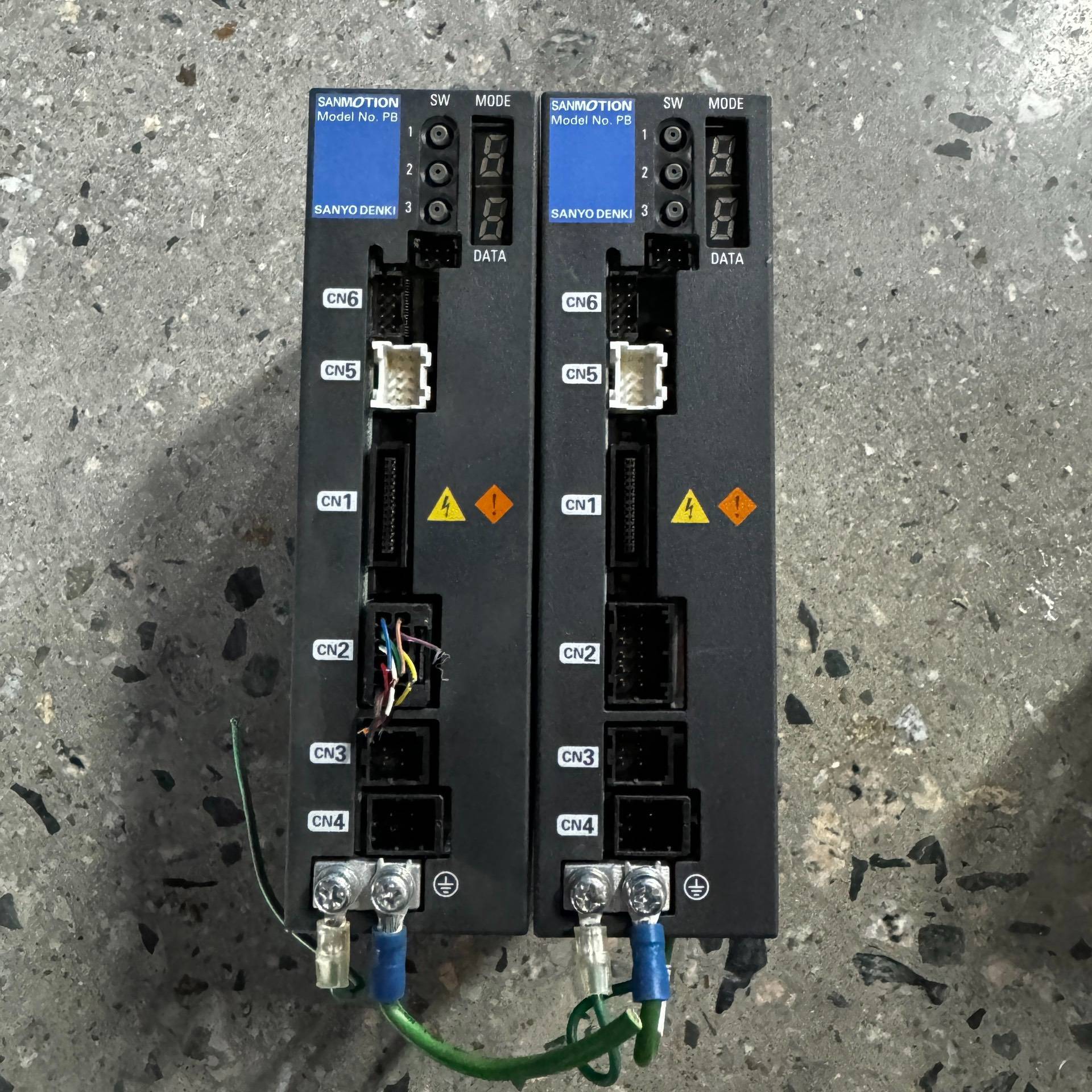 三洋SANMOTION PB4A002P30H 伺服驱议价 维修！！！