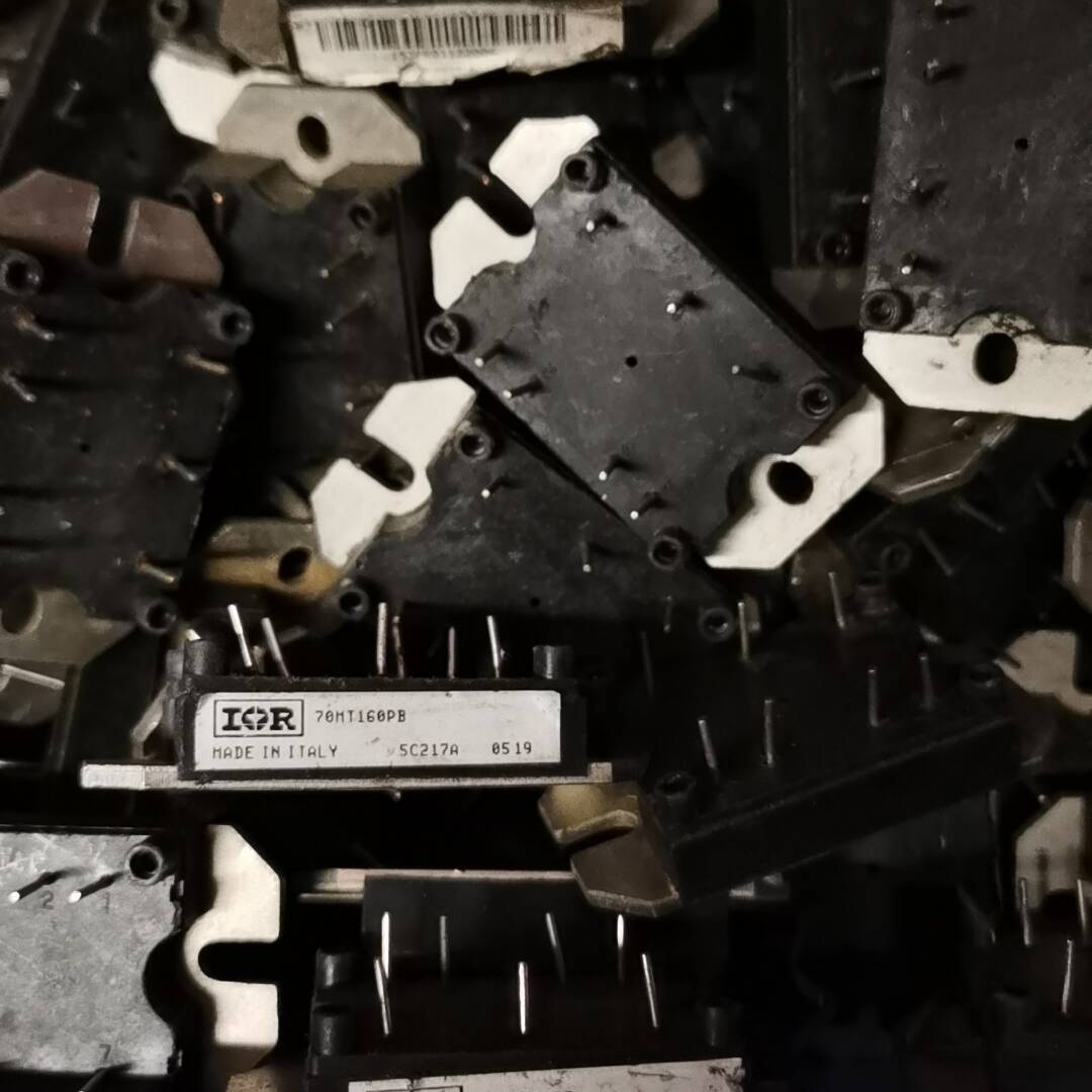 IR意大利三相整流70MT160PB   40M议价 维修！！！