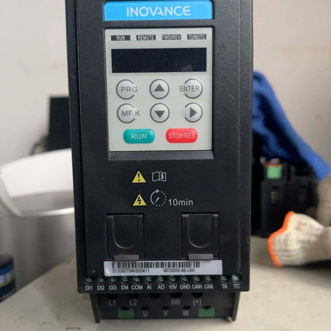 汇川变频器MD200SO.4B-CAN议价 维修！！！